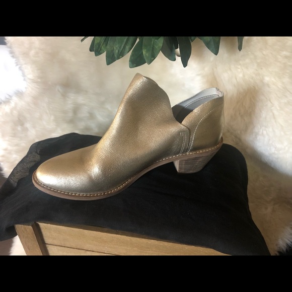 Kelsi Dagger Gold Metallic bootie sz 8.5 - Picture 4 of 9